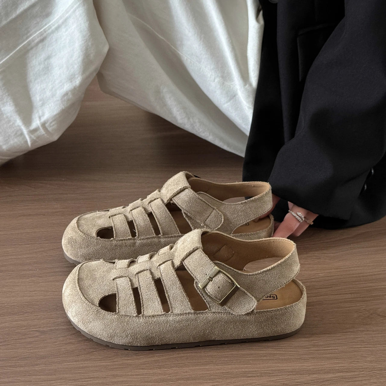 Flats Women's Sandals Fashion Hollow Designer Shoes Casual Slingback Slippers 2025 Summer Flip Flops Trend Sandalias De Mujer