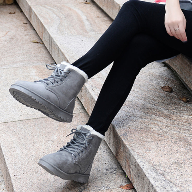 Cizme cu vârf rotund și călduroase din catifea BCEBYL - Mărime standard Ghete cu toc de 1 până la 3 cm Căptușeală din pluș