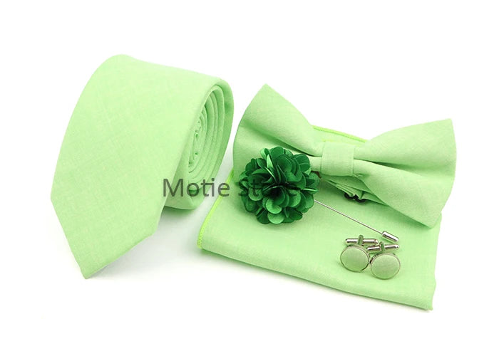 Neues Design 27-farbiger Männer-Accessories-Set: Klassische Baumwoll-Taschentuch, Manschettenknöpfe, Fliege für Hochzeit, Party, Geschenke