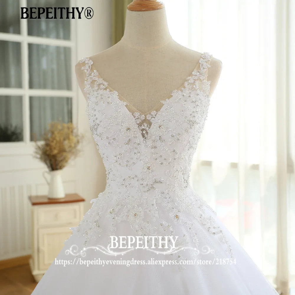 Maßgeschneidertes Prinzessin-Wedding-Dress mit Spitze - Hochzeitskleid 2022 für Frauen