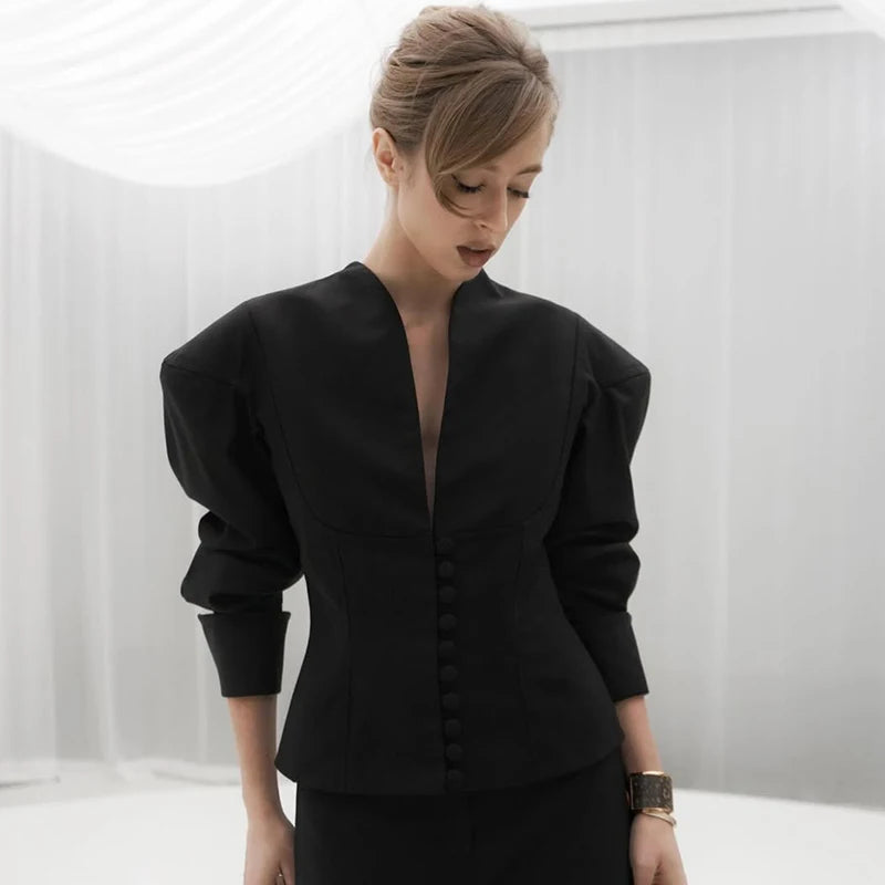 Tornova Taillierter V-Neck Blazer - Größe M Slim Kurz