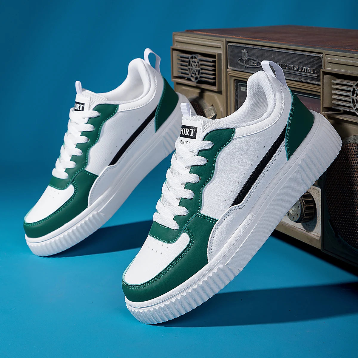Women Shoes Skateboarding Shoes For Men Fashion Sneakers Lightweight White Black Sports Running Outdoor Casual Shoes