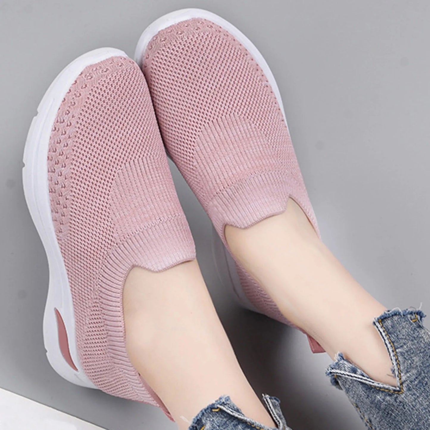 Women's New Summer Shoes Mesh Breathable Sneakers Light Slip on Flat Platform Casual Shoes Ladies Anti-slip Walking Woven Shoes