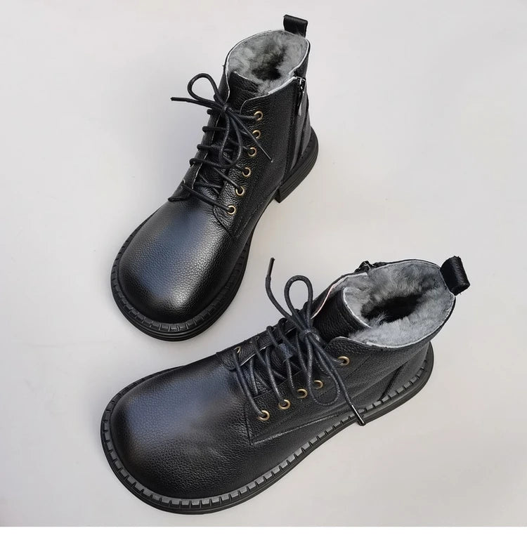 Ghete la gleznă Careaymade, piele naturală, variantă lată - mărime mare, înălțime toc 3-5 cm, căptușeală din lână