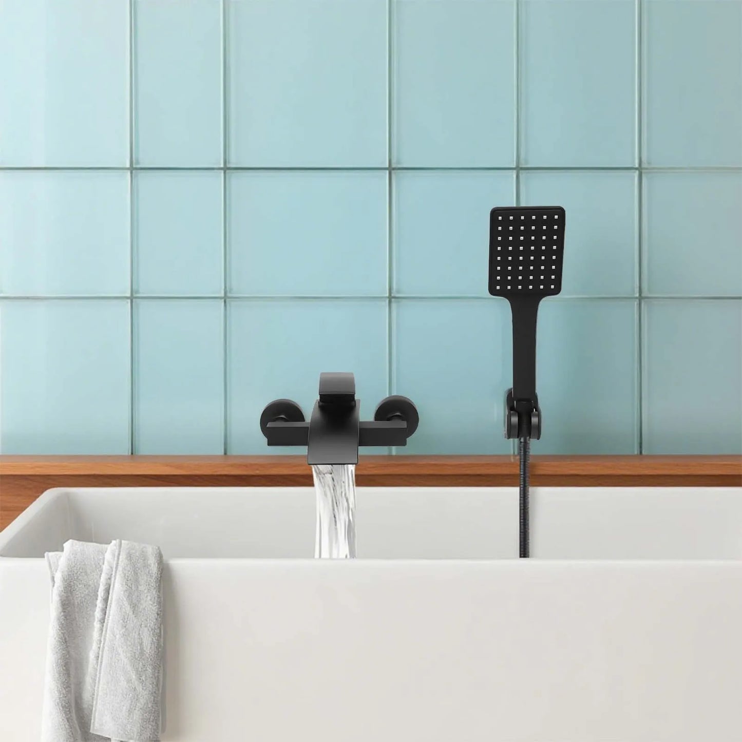 NONE Wasserfall-Badewannenarmatur Wandmontiert 2 Ausläufe