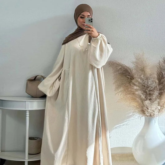CN Zhejiang Corduroy Balloon Sleeve Abaya - Größe M Winter