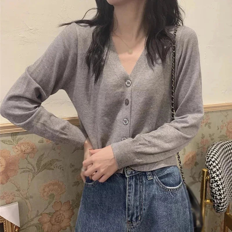 Basic Damen Strickjacke V-Ausschnitt - Kurz, Dünn, Medium