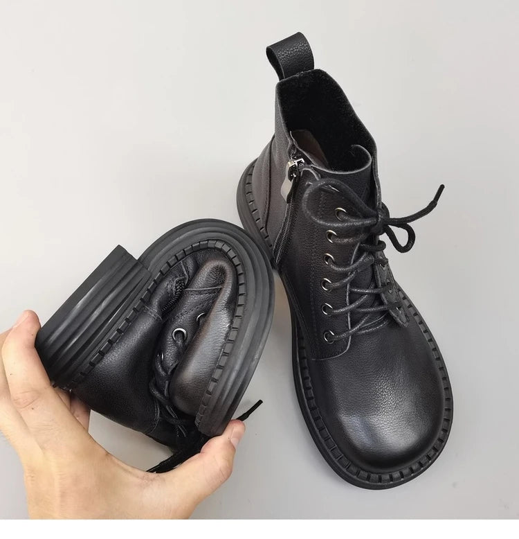 Ghete la gleznă Careaymade, piele naturală, variantă lată - mărime mare, înălțime toc 3-5 cm, căptușeală din lână