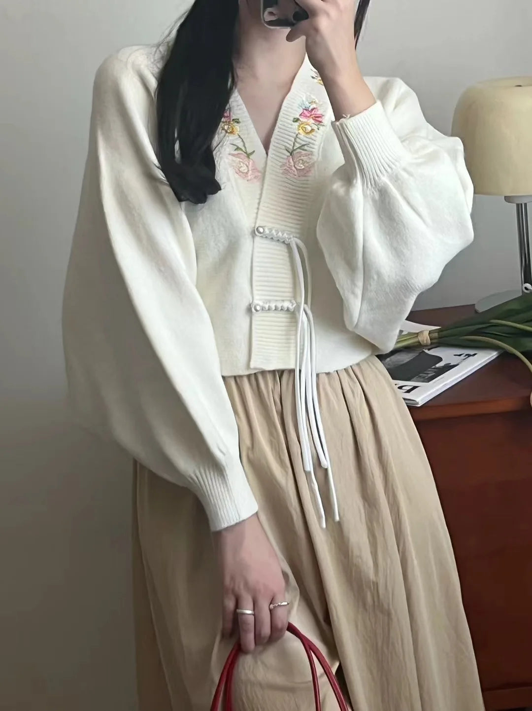 BONNTEECN V-Neck Cardigan Mit Stickerei - Länge Kurz 4–16 Zoll, Stoffgewicht 120–220 g