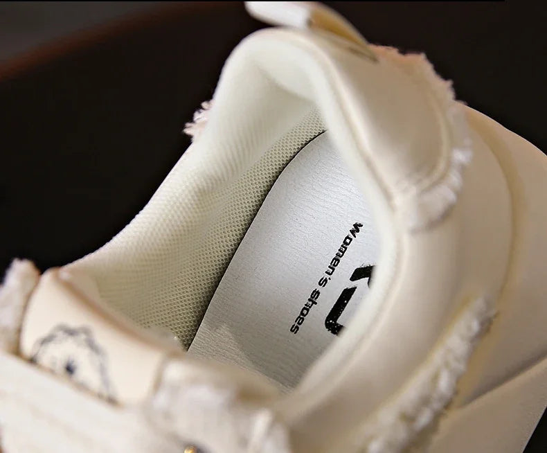 Women Flat New Wave Platform Sneakers Female Autumn New Round Toe Mixed Colors Women Casual Shoes Comfortable Breathable Loafers