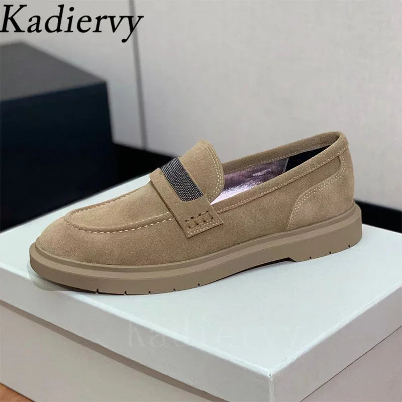 Luxus Damen Flache Schuhe 2025 - Wildleder Kette Perlen Runde Zehen - Slip-On Loafer Komfort Walking Schuhe