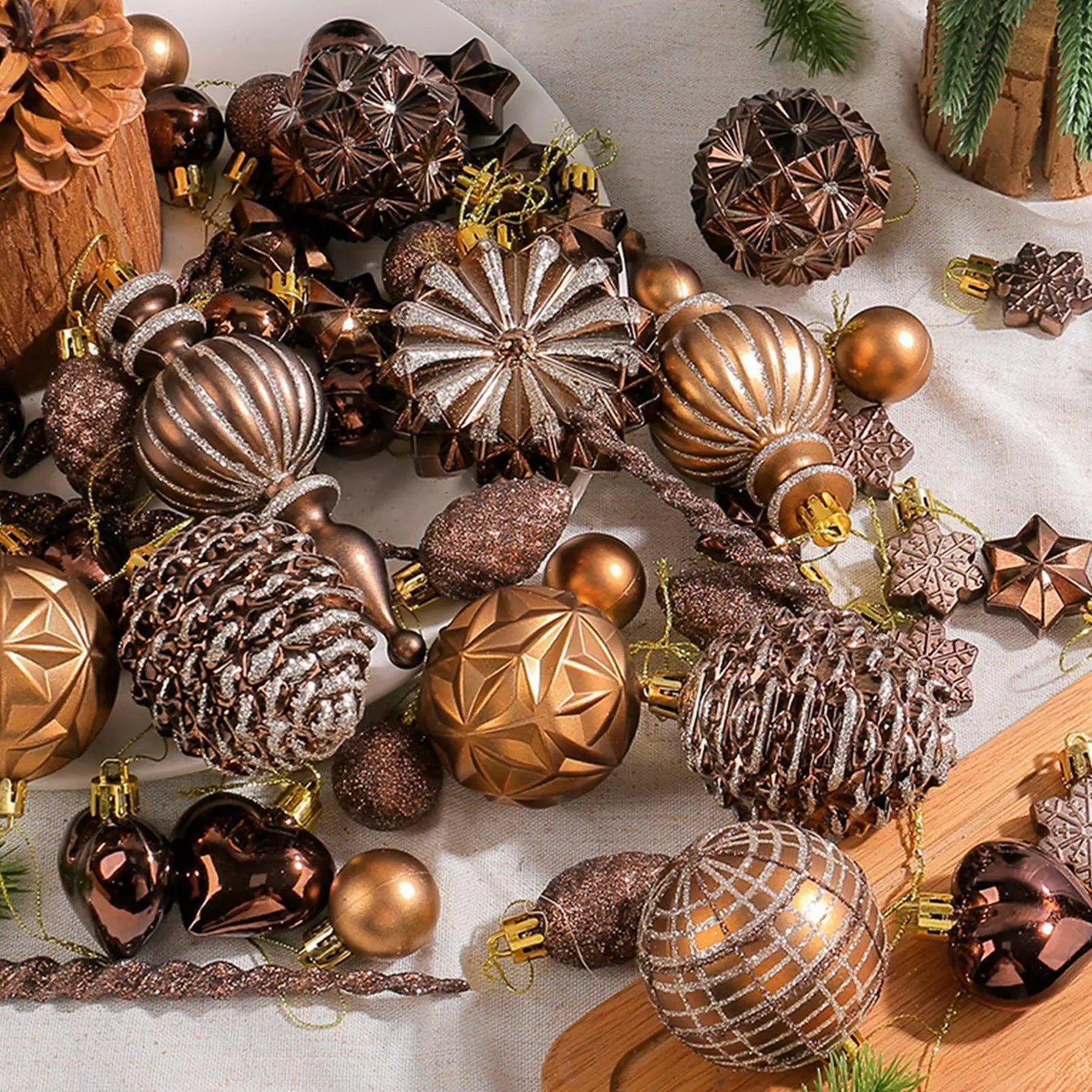 FestiveGlow Kugelset 53-Teilig - Innenbereich Farben Bronze Gold Kupfer Braun