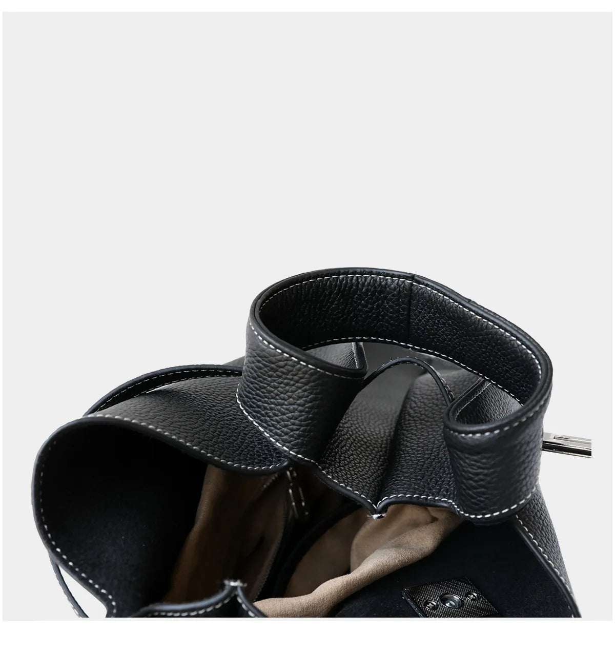 ARI bag classic curve underarm shoulder in fine leather