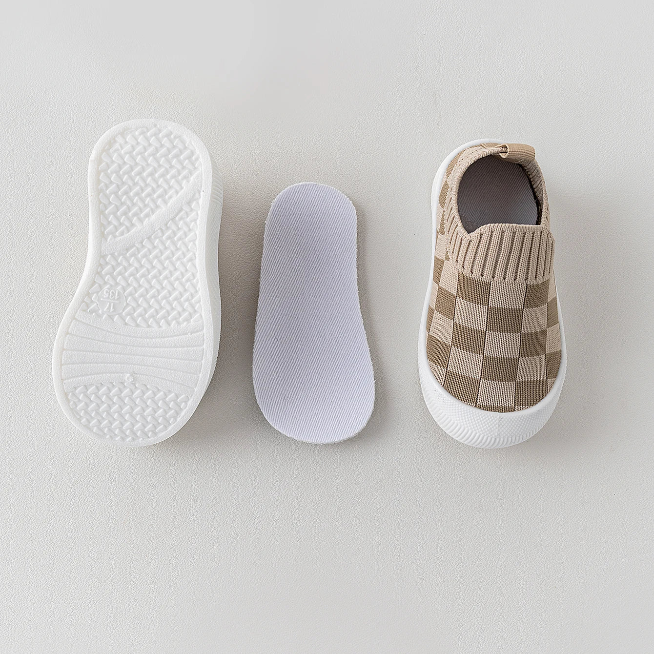 LittleSteps SlipOn Rutschfest - Gr 18-24 EU Leicht Baby