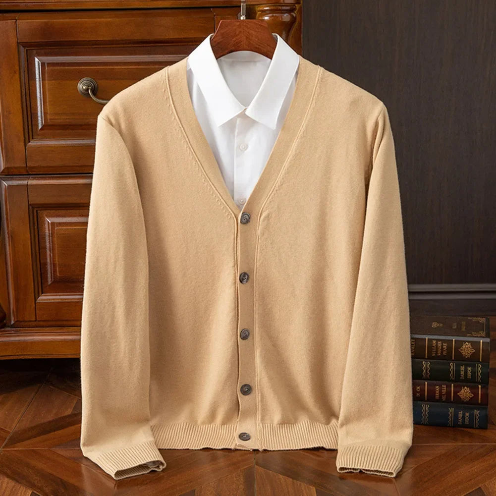 CN Cardigan V-Ausschnitt - Größe M, Polyester, Slim-Fit