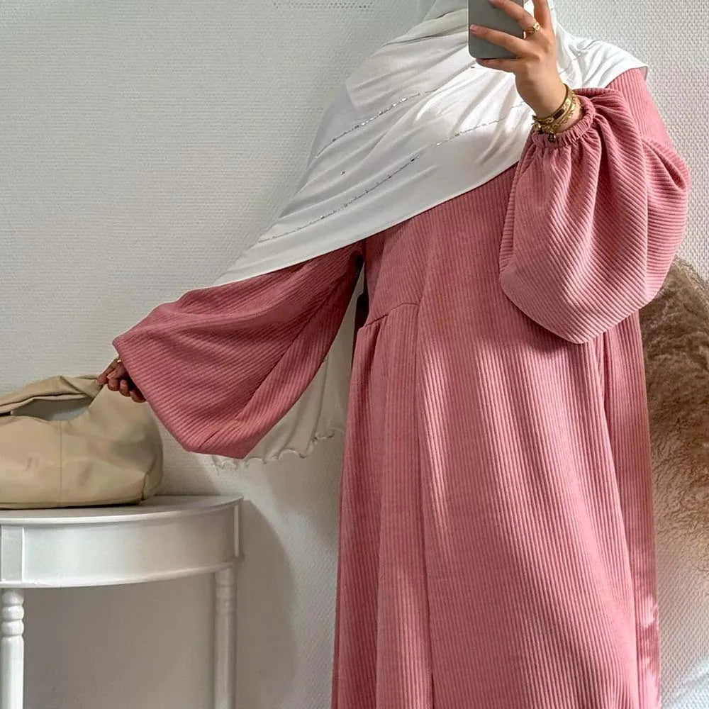 CN Zhejiang Corduroy Balloon Sleeve Abaya - Größe M Winter