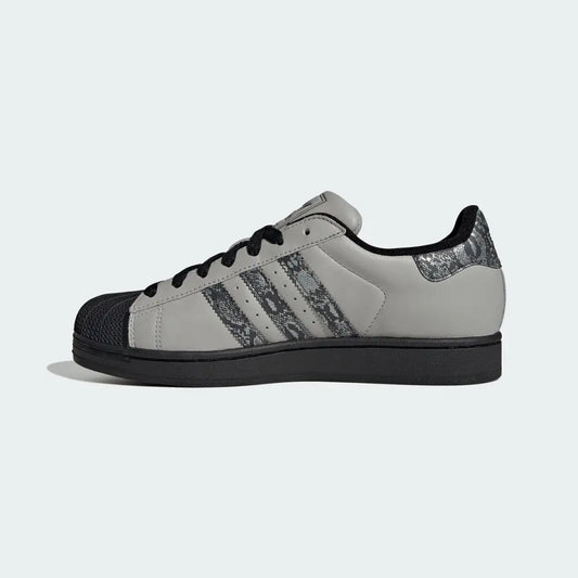 Adidas Originals Superstar IIENERGY Energy-Technologie - Gr. Normal Passform - Obermaterial Polyester - Sohle Gummi