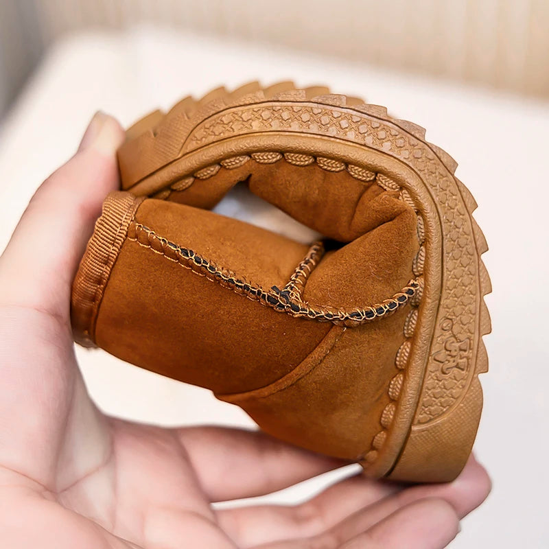 Kinder Winter Stiefel für Jungen Outdoor Neue Mädchen Schnee Stiefel Niedlichen Cartoon Mode Kausalen Kinder Outdoor Plüsch Stiefel Warme Vielseitig