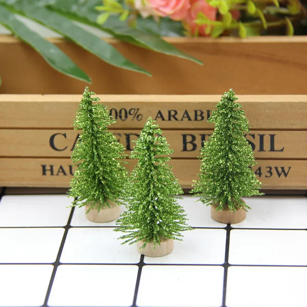 DIY House CH745-10pcs Kleiner Weihnachtsbaum - Größe 6,5 cm 10 Stück