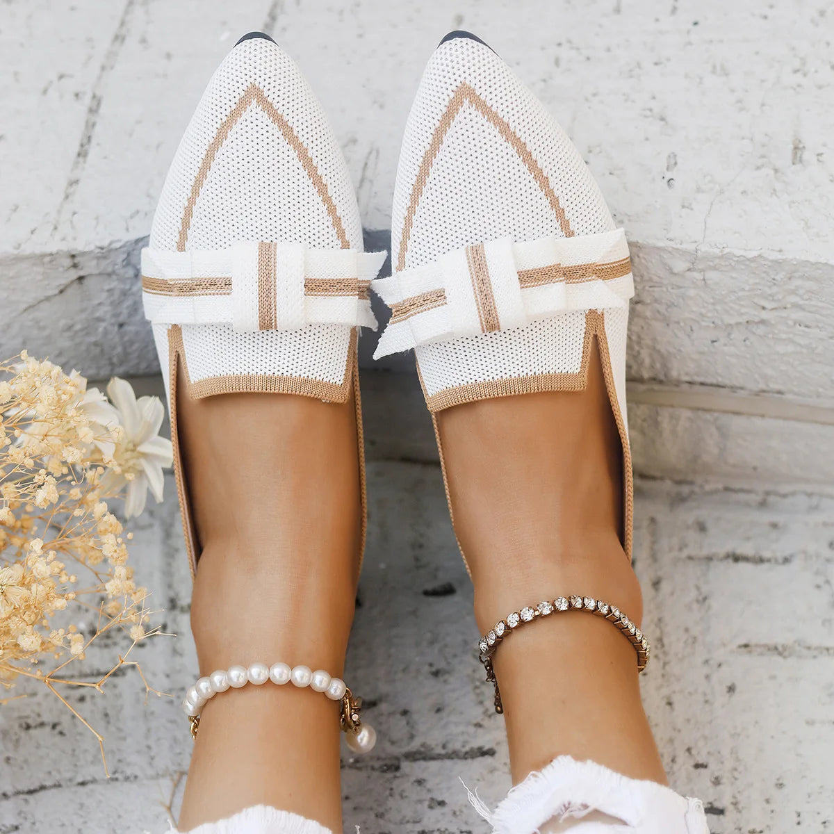 Women Flats 2024 New Knitted Slip Breathable Comfortable Solid Color Shoes Casual Pointed Toe Walking Loafers Sneakers Women