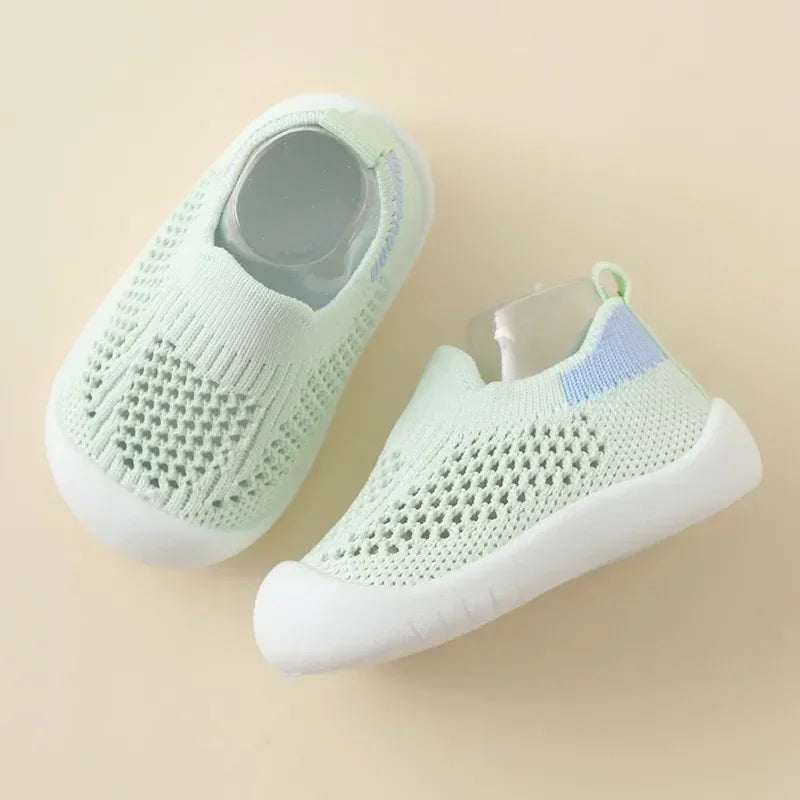 Bambino Mini Weiche Sohle - Rutschfest Größe 18-24