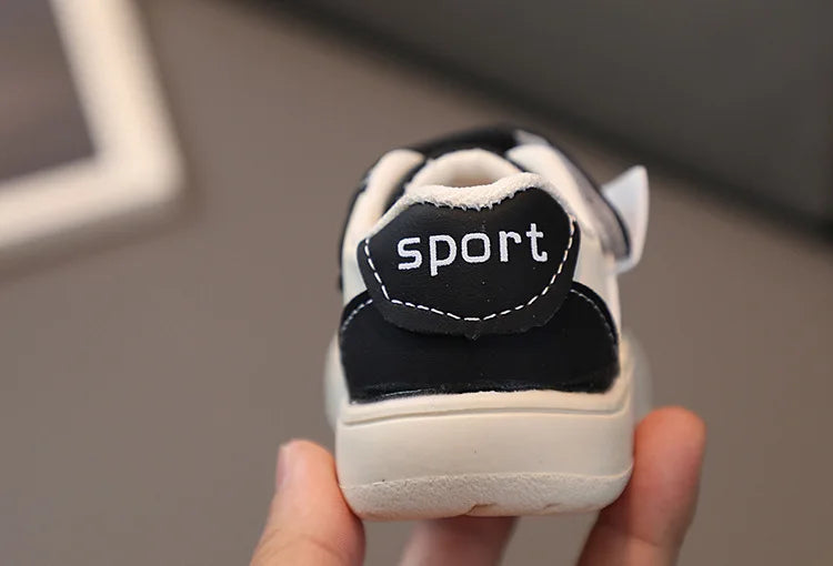 Neue Baby Schuhe 2025 - Frühling Herbst Weiche Sohle Kleinkind - Jungen Sport Schuhe Neue Weiße Mädchen Atmungsaktiv Rutschfest