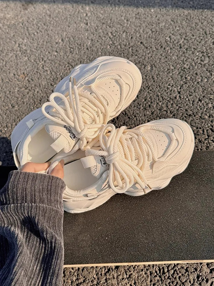 YSHUNIJ Plateau Sneaker Damen - Weiß 3cm Absatz Passt