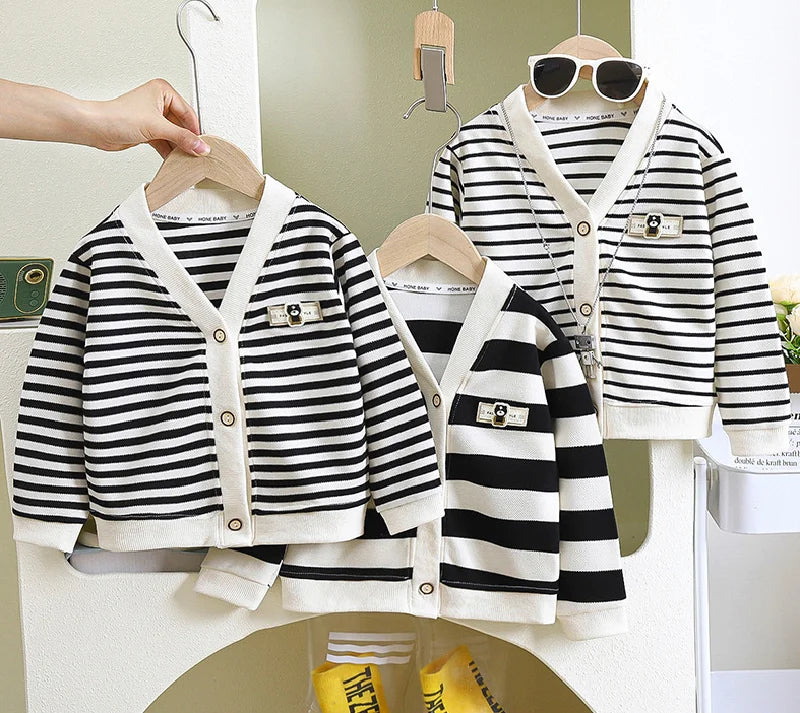 Kinder Gestreifte Strickjacke - Gr. S-XL dünn Wolle