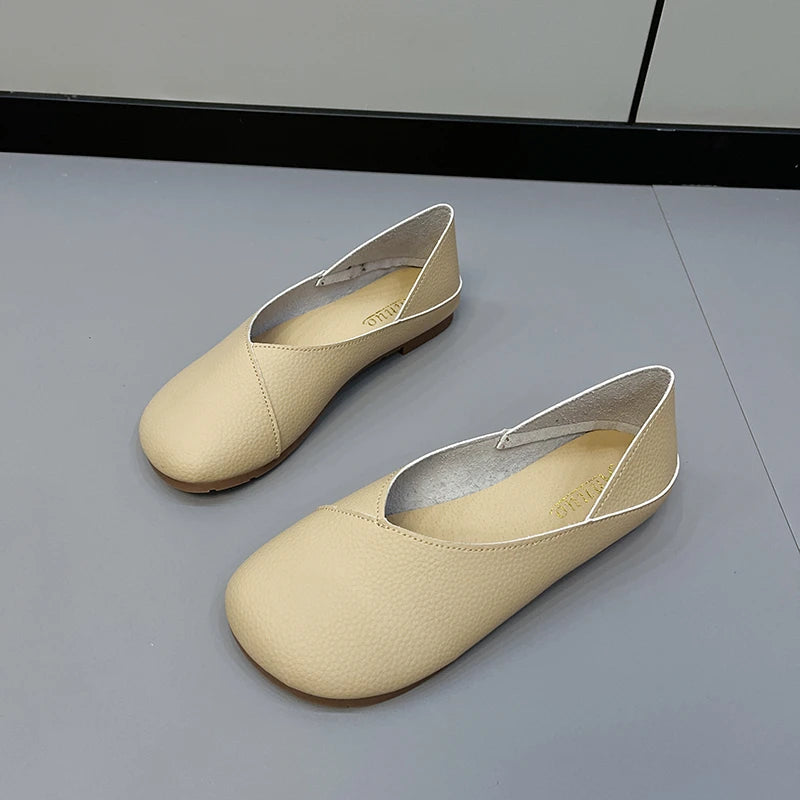 Damen Slip-On Lackleder Loafer 2025 - Casual Runde Zehen Flache Schuhe - Krankenschwester Ballett Sneaker Mode