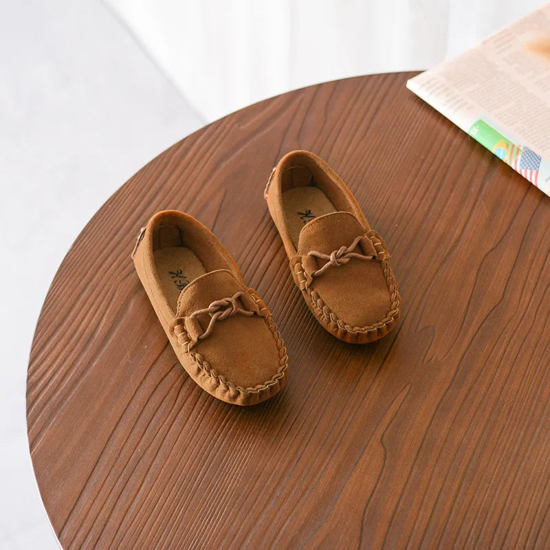 Kinder Loafers Schuhe 2025 - Jungen Flach Sneakers Baby Kids Casual Schuhe - Kleinkind Mädchen Atmungsaktiv Slip-on Schuhe Weich Boden Einfarbig