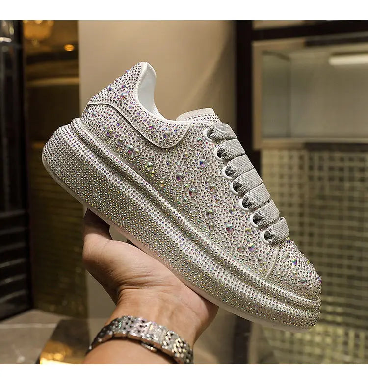 New Brand Women Fashion Casual Glitter Sparkling Sneakers Women Encrusted Lace Up Shoes White Sole Fashion Street Sneakers Shiny
