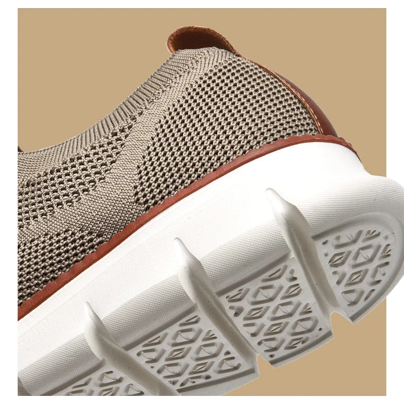 New Men's Sneakers Light Breathable Casual Flat Shoes Outdoor Fashion Comfortable Dress Shoes Anti-Slip Sports Walking Shoes