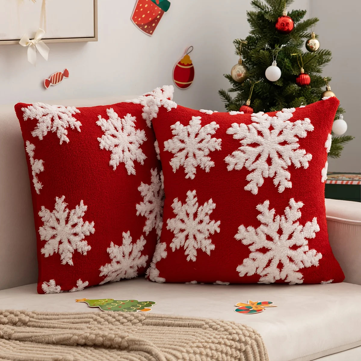 2-piece snowflake velvet pillow covers, Christmas-style square cushion covers, for home decoration in living room, bedroom