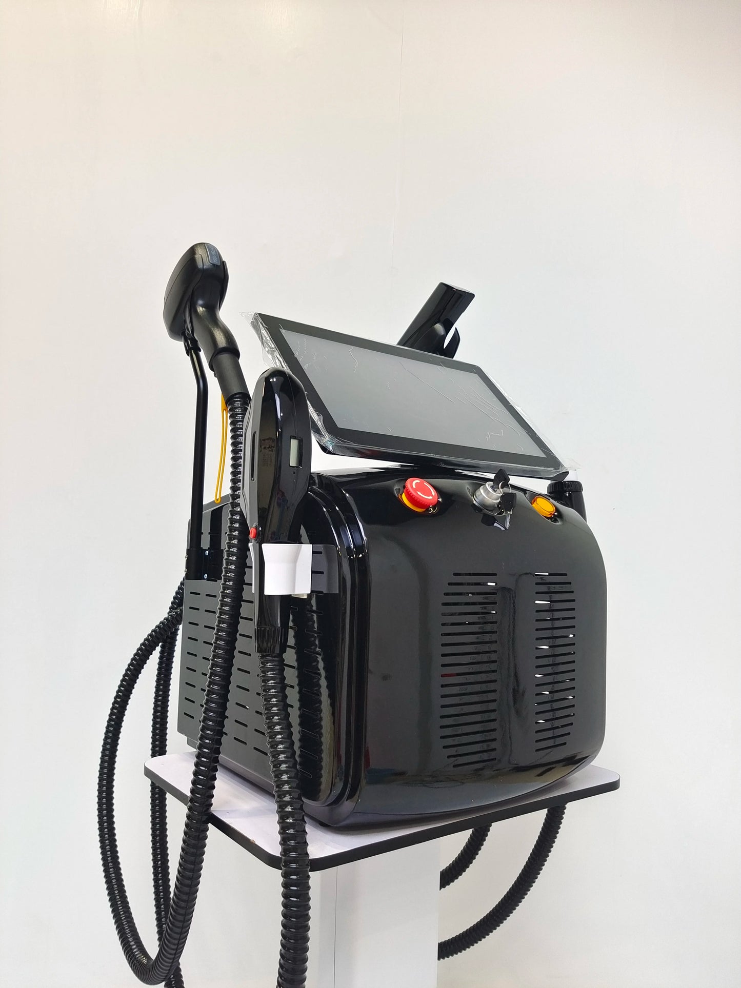 2025 4-in-1 Dioden Ice Titanium Laser Haarentfernung - 4000W 755 808 940 1064nm Körper Haarentfernung 4 Wellenlängen