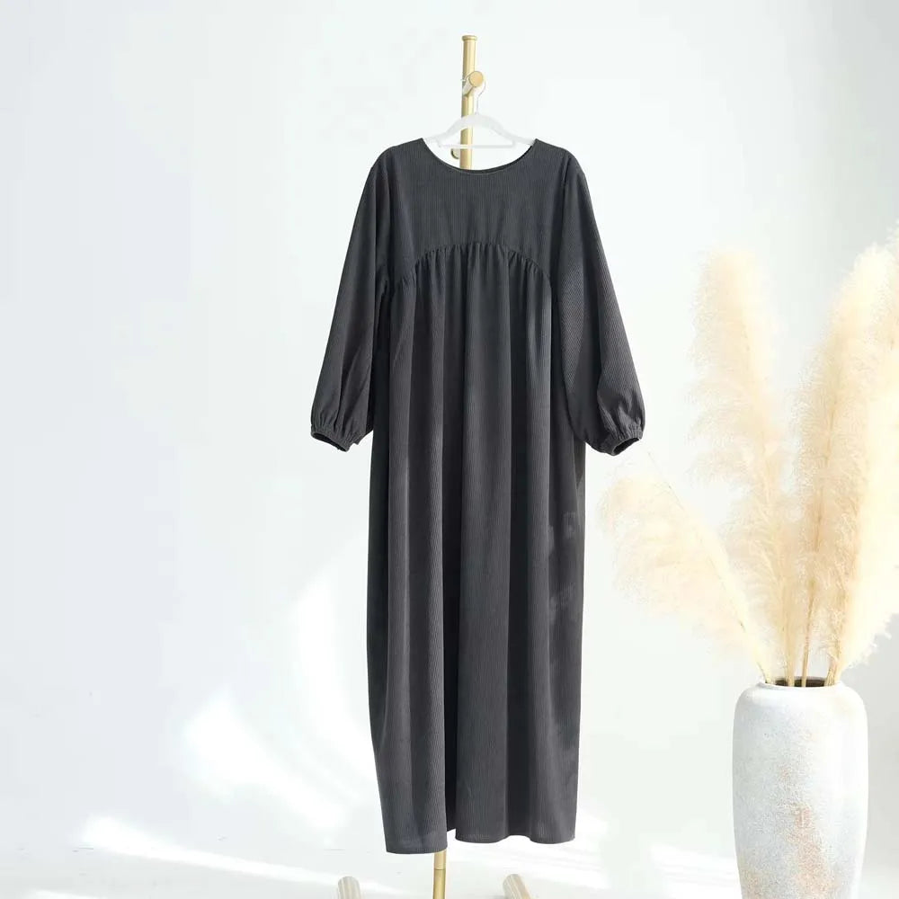 CN Zhejiang Corduroy Balloon Sleeve Abaya - Größe M Winter