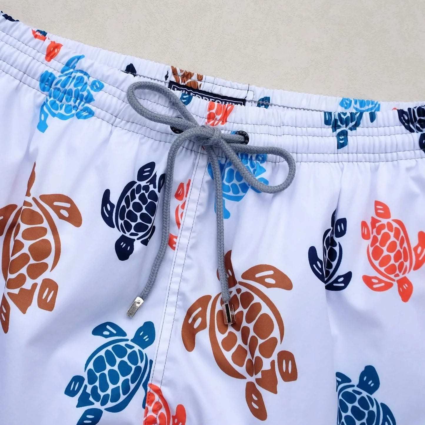 Mens Fashionable And Sexy Brand Beach Surf BoardShorts Swimwear Waterproof Quick Drying Bermuda Bathing Shorts Sexy Boardshorts