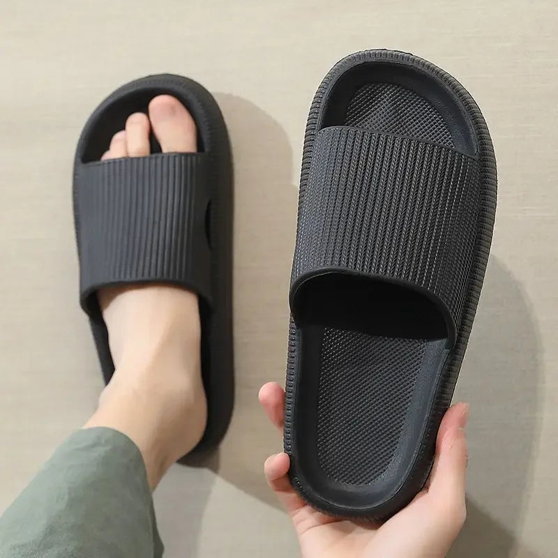 Frauen Dick Plattform Cloud Hausschuhe Sommer Strand Eva Weich Sohle Slide Sandalen Freizeit Männer Damen Innen Badezimmer Anti-Rutsch Schuhe
