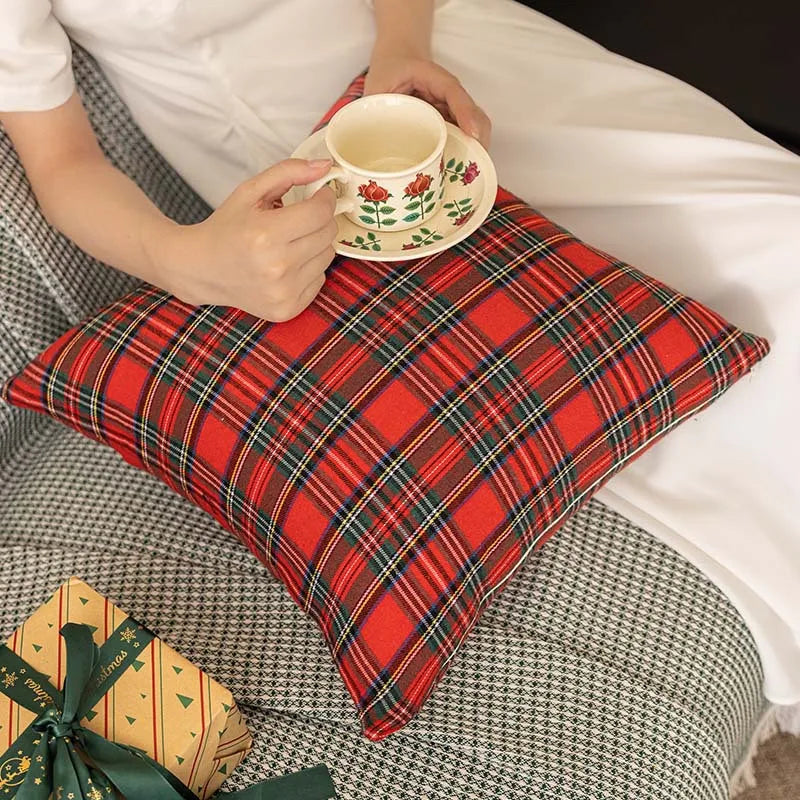 Pack of 2 Christmas Plaid Decorative Throw Pillow Covers Scottish Tartan Cushion Case for Farmhouse Home Holiday Decoration