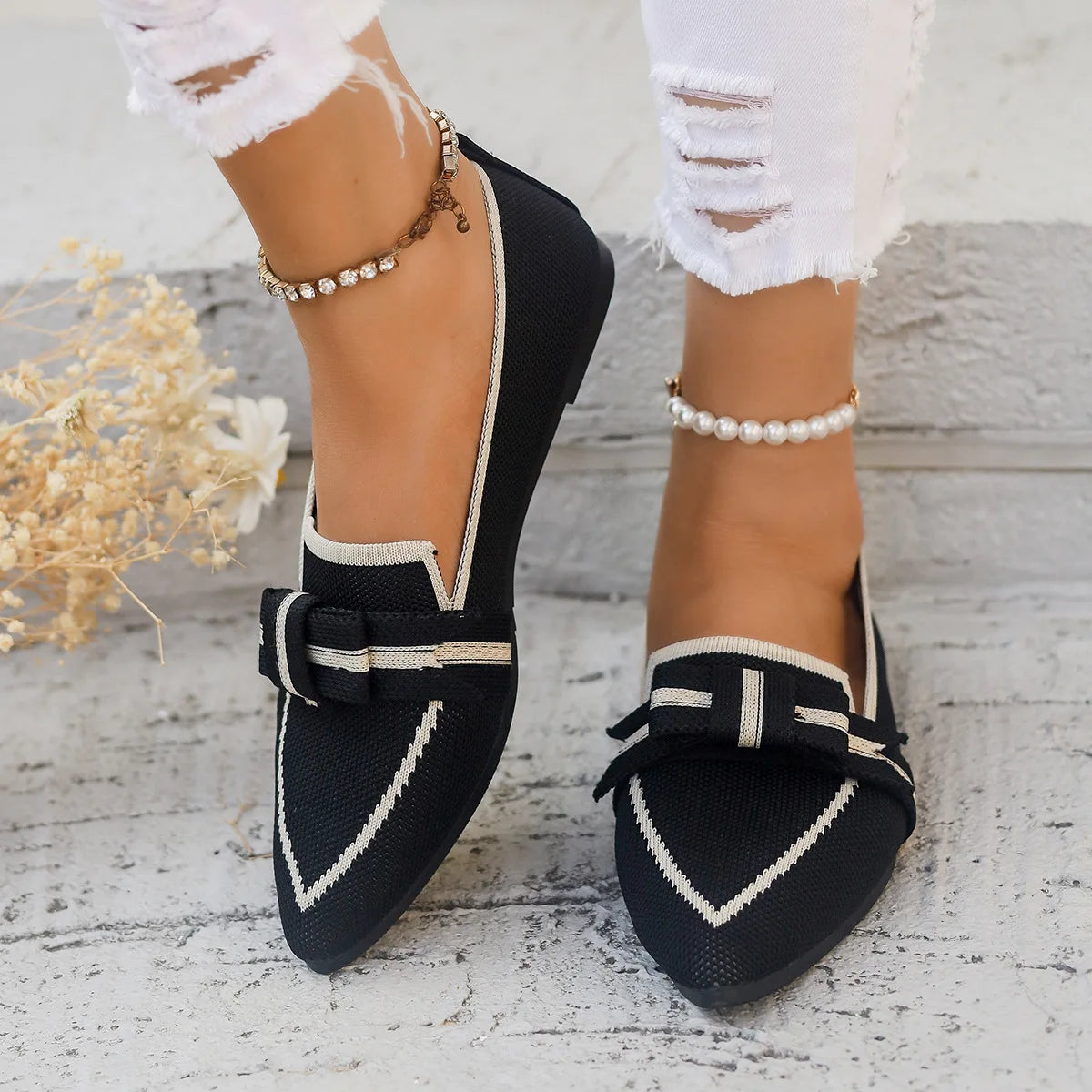 Women Flats 2024 New Knitted Slip Breathable Comfortable Solid Color Shoes Casual Pointed Toe Walking Loafers Sneakers Women
