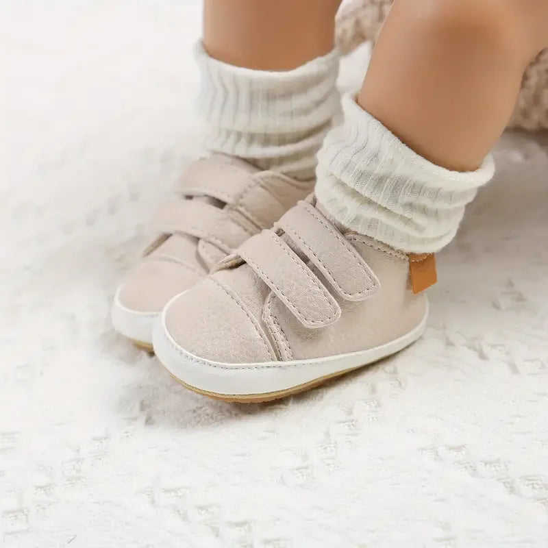 Neugeborenen Baby Schuhe 2025 - Leder Casual Rutschfest - Kleinkind Lauflernschuhe Jungen Mädchen Sneaker