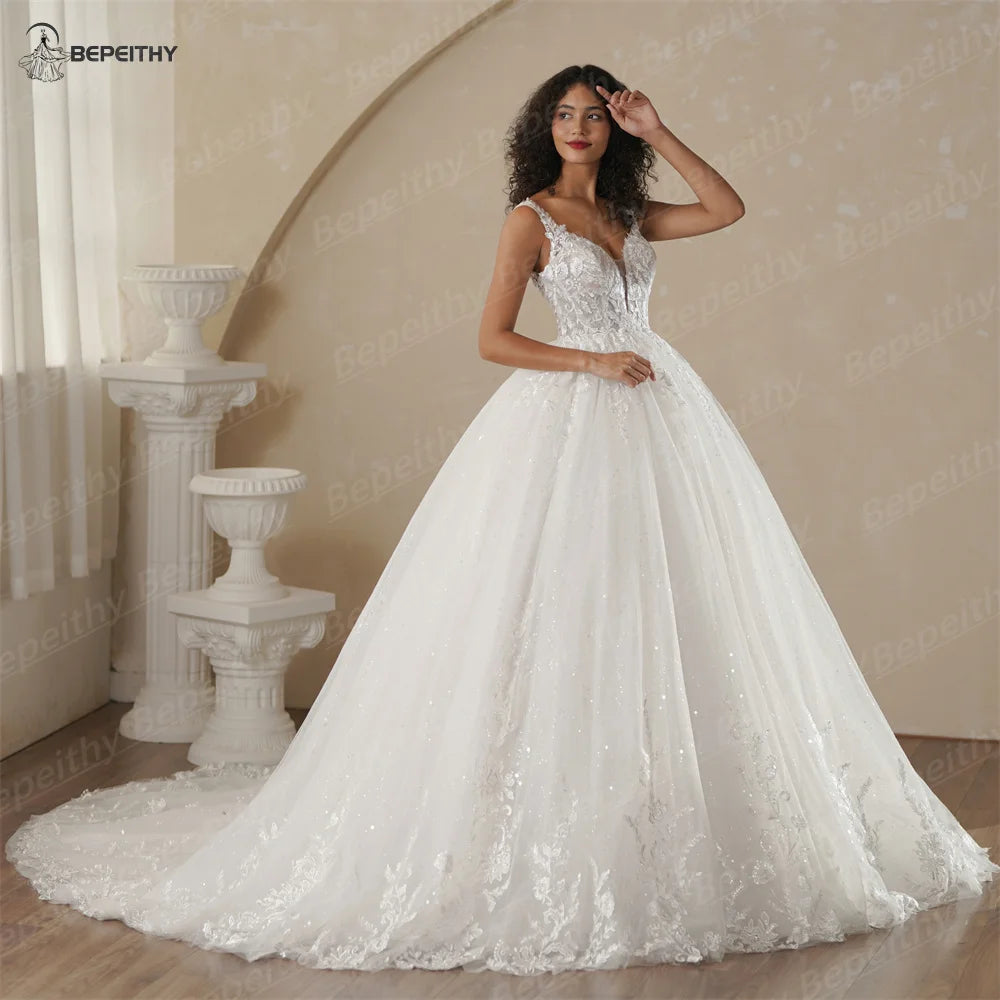 BEPEITHY V-Ausschnitt Brautkleid - Ärmellos Elfenbein Gr S M