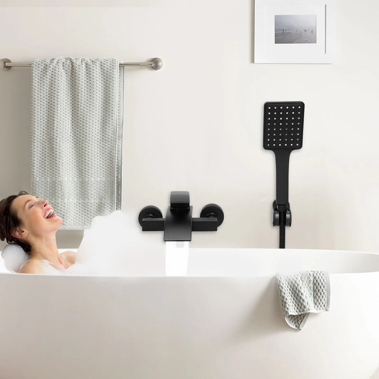 NONE Wasserfall-Badewannenarmatur Wandmontiert 2 Ausläufe