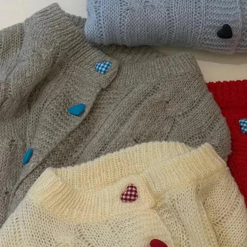 Luna Kids Liebe Knopf Strickjacke - dünn Unisex 3-12J