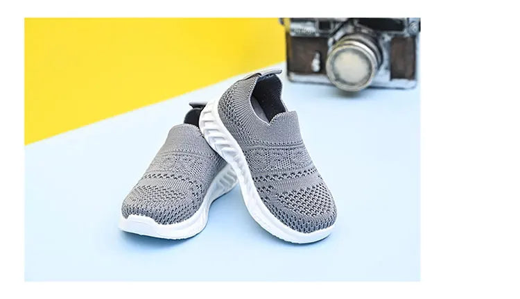 Kinder Sneaker 2025 - Toddler Schuhe Jungen Mädchen - Weiches Innenfutter Rutschfest Gummi Außensohlen - Baby Atmungsaktive Sportsschuhe