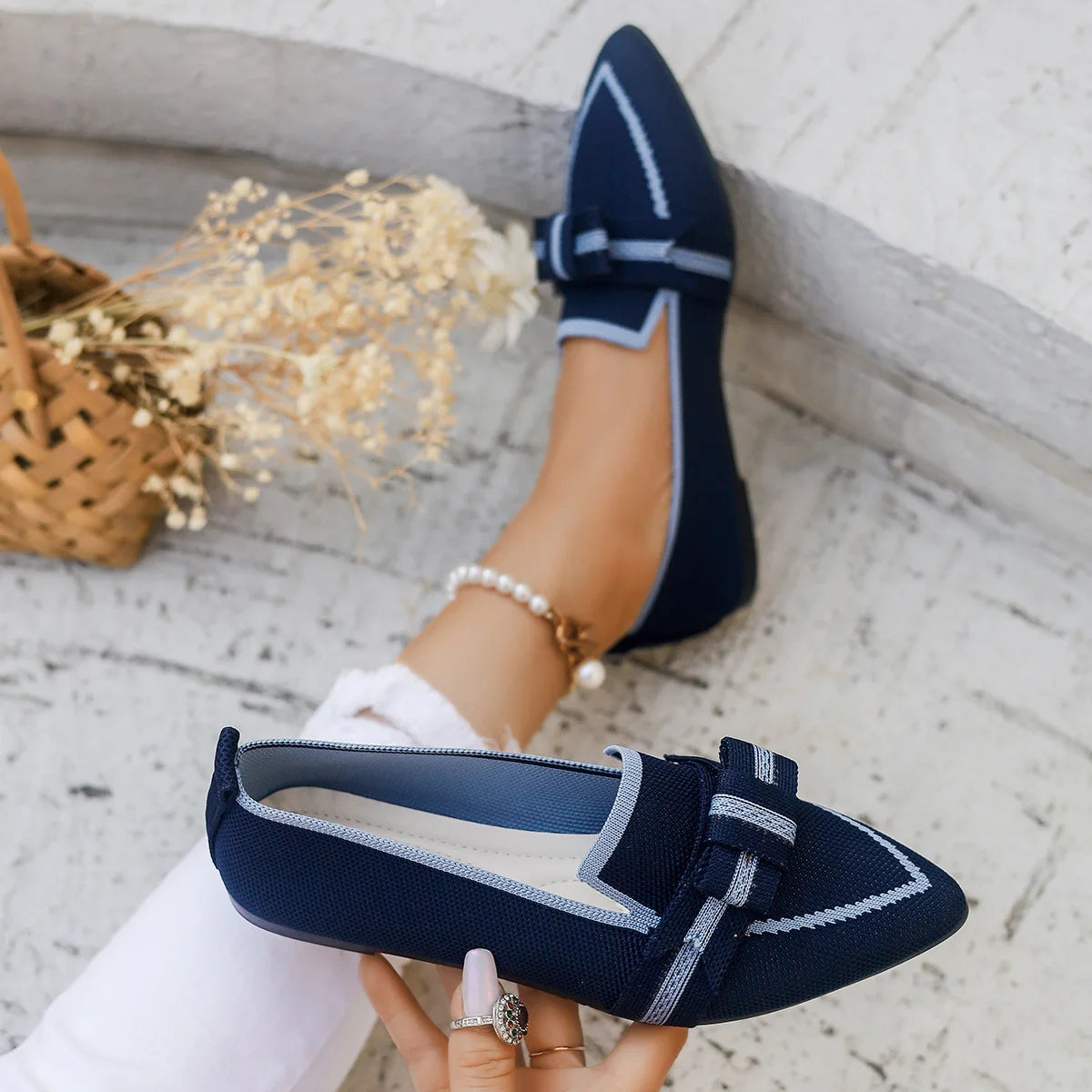 Women Flats 2024 New Knitted Slip Breathable Comfortable Solid Color Shoes Casual Pointed Toe Walking Loafers Sneakers Women