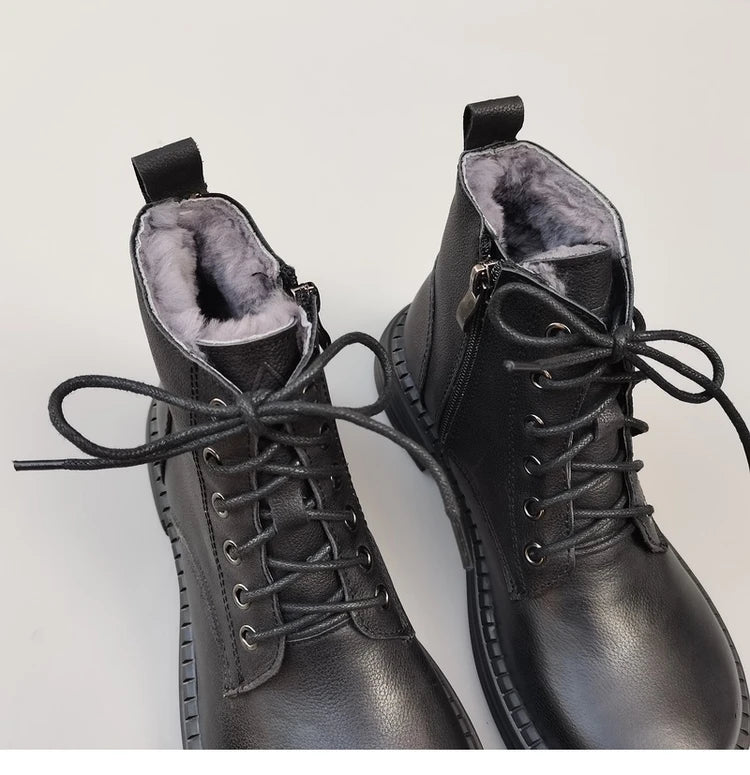 Ghete la gleznă Careaymade, piele naturală, variantă lată - mărime mare, înălțime toc 3-5 cm, căptușeală din lână