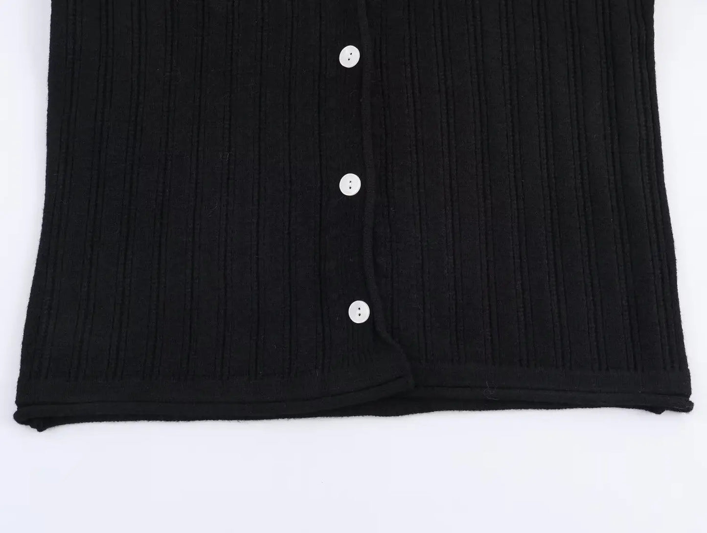 CN Jiangsu Cardigan V-Neck - Knopfverschluss, Länge Regular, Stoffgewicht 120–220 g/m²