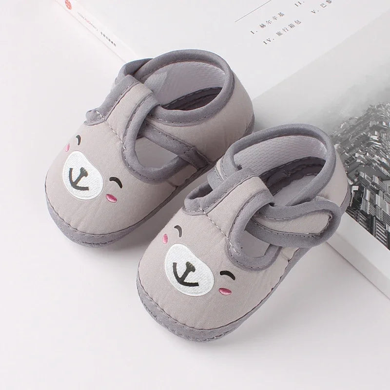 Neugeborene Cartoon Baby Schuhe 2025 - Premium Erste Laufschuhe Weiche Sohle - Jungen Mädchen Kleinkind Frühling Herbst