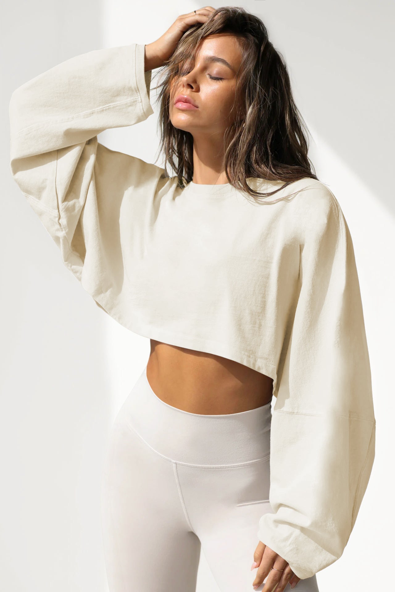 Loose fit round neck crop sweater women Short