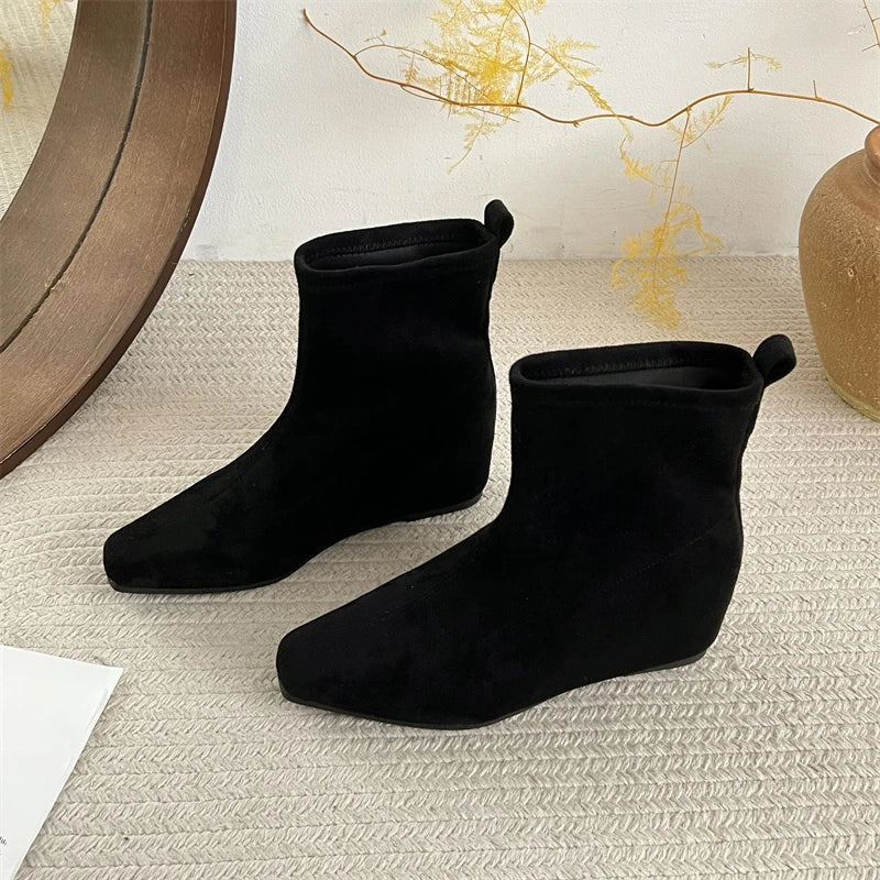 Ghete fără gleznă Ohmmayby ​​​​Slip-On - Mărimi 36-41, Toc 3-5 cm